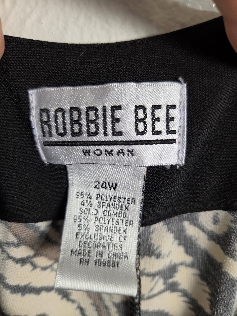 Robbie Bee Black, White & Brown Patterned Midi-Dress, Studded Scoop, Size 24W - Picture 7 of 7